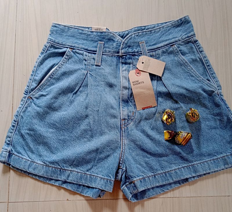 Levis Denim Short