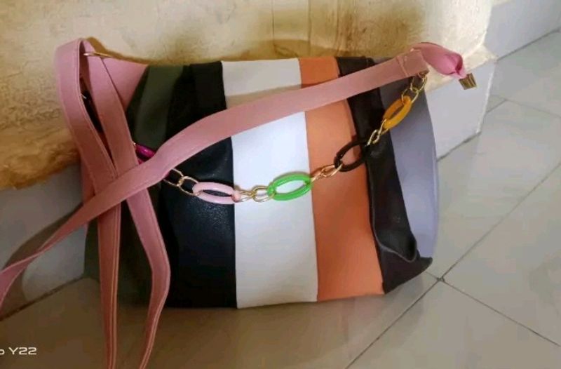 Brand New** Sling Bag 👜 For Women❤️🔥