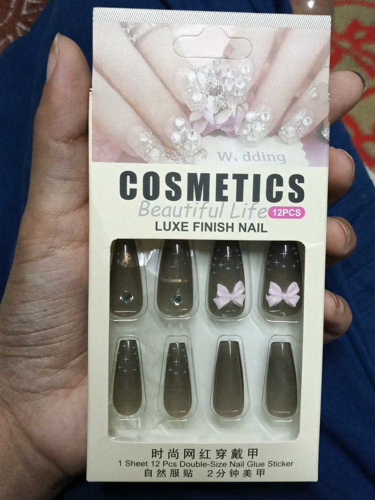 Luxury Press-On Nails for Special Occasions