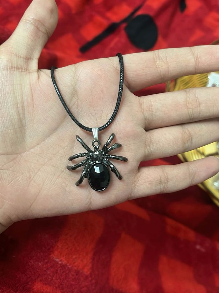 Gothic Spider Pendant Necklace