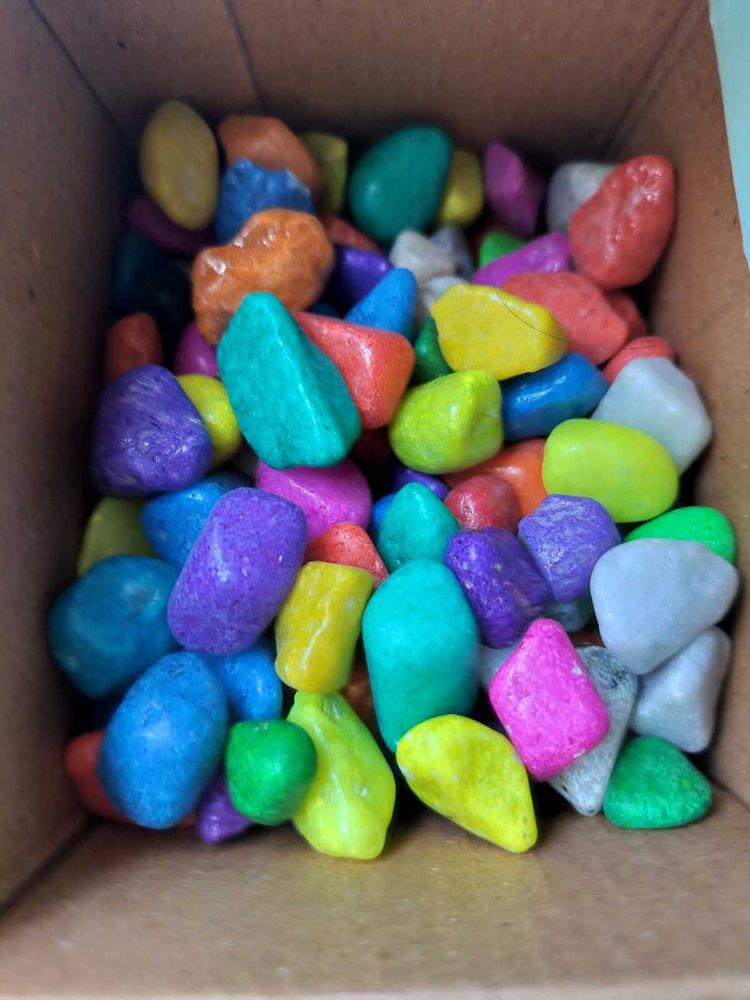 Vibrant Polished Aquarium Rocks