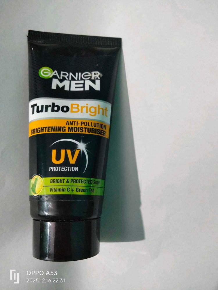 Garnier Men Turbo Bright Moisturizer