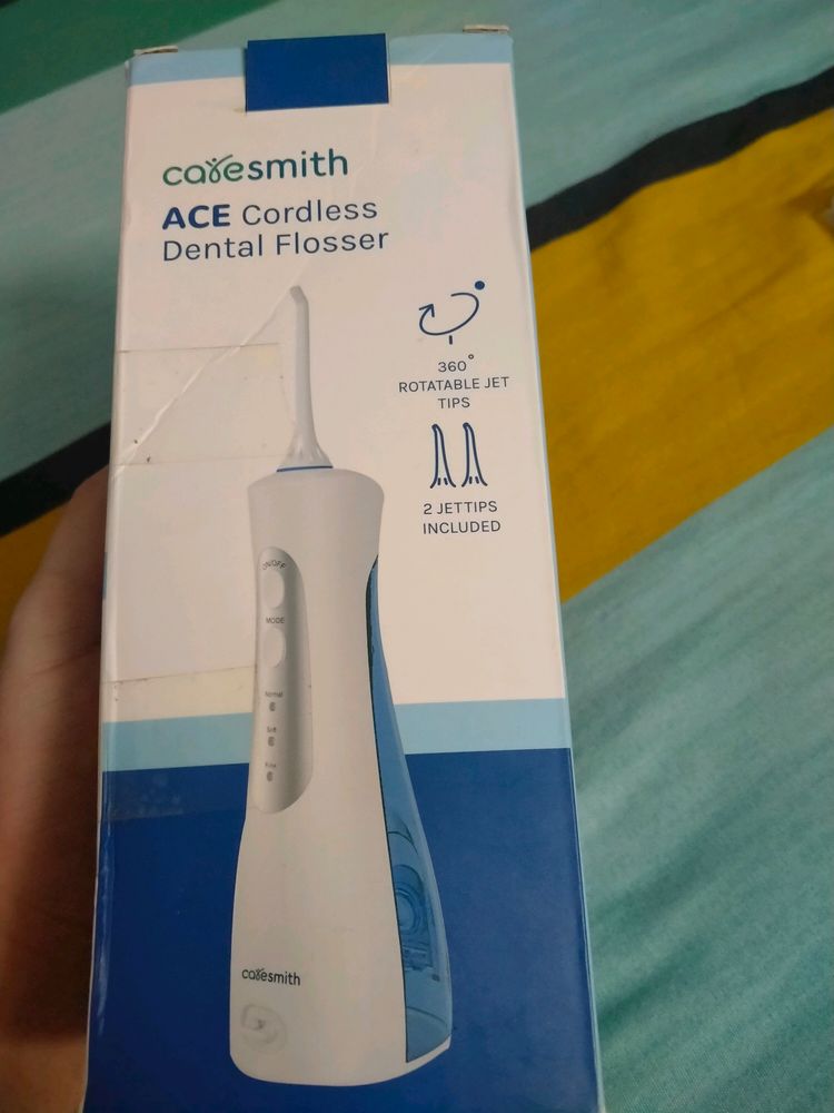 Cordless Dental Flosser