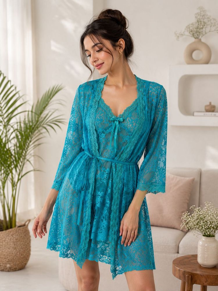 Lace Robe &amp; Nightgown Set