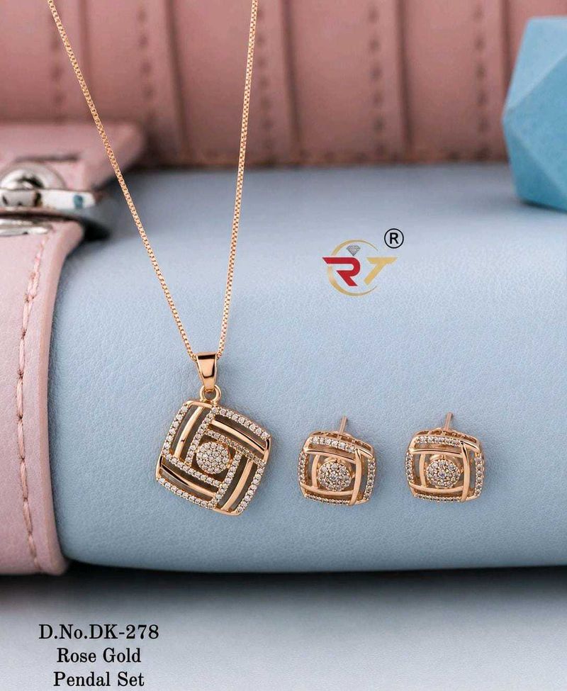 Rose Gold Pendant &amp; Earring Set