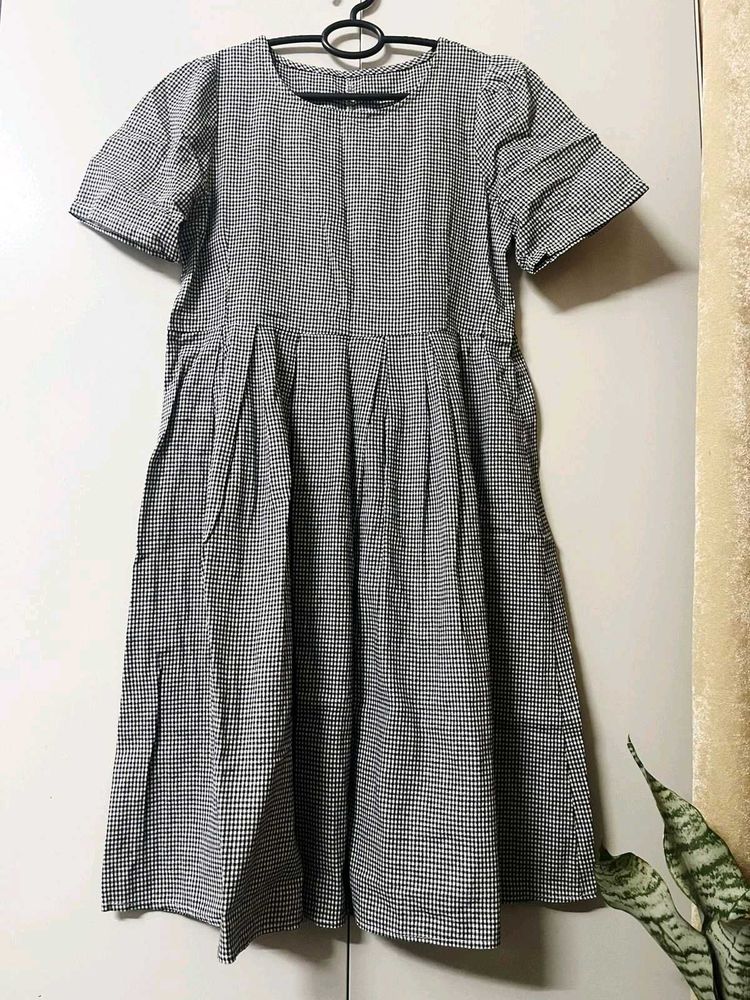 Checked Short-Sleeve Dress