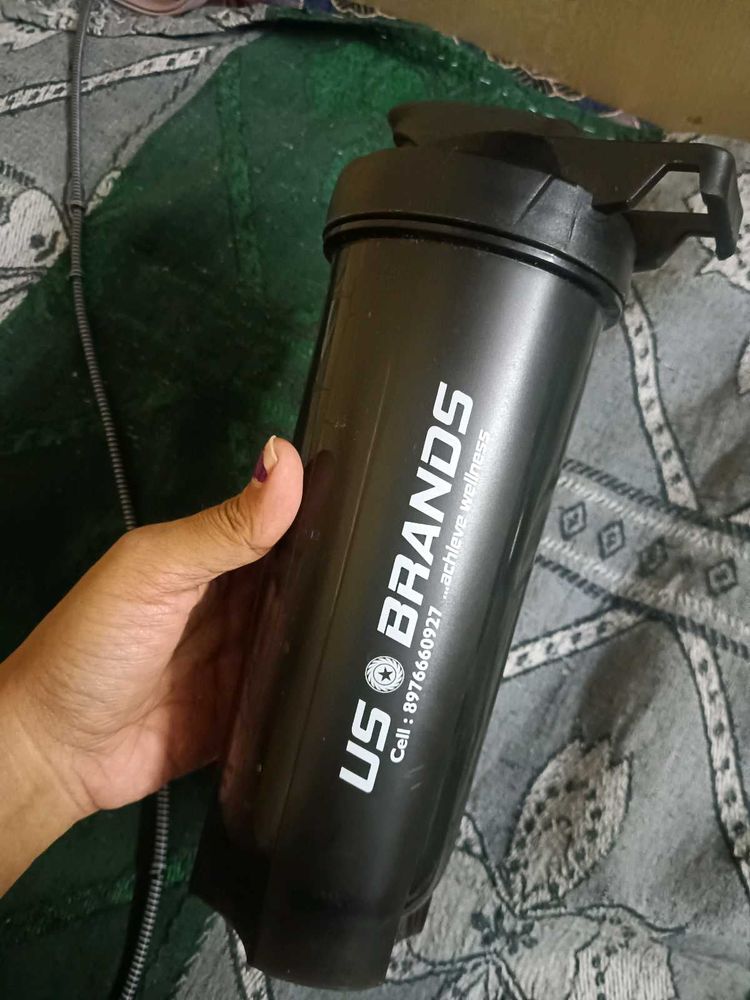 US Brands Shaker Bottle