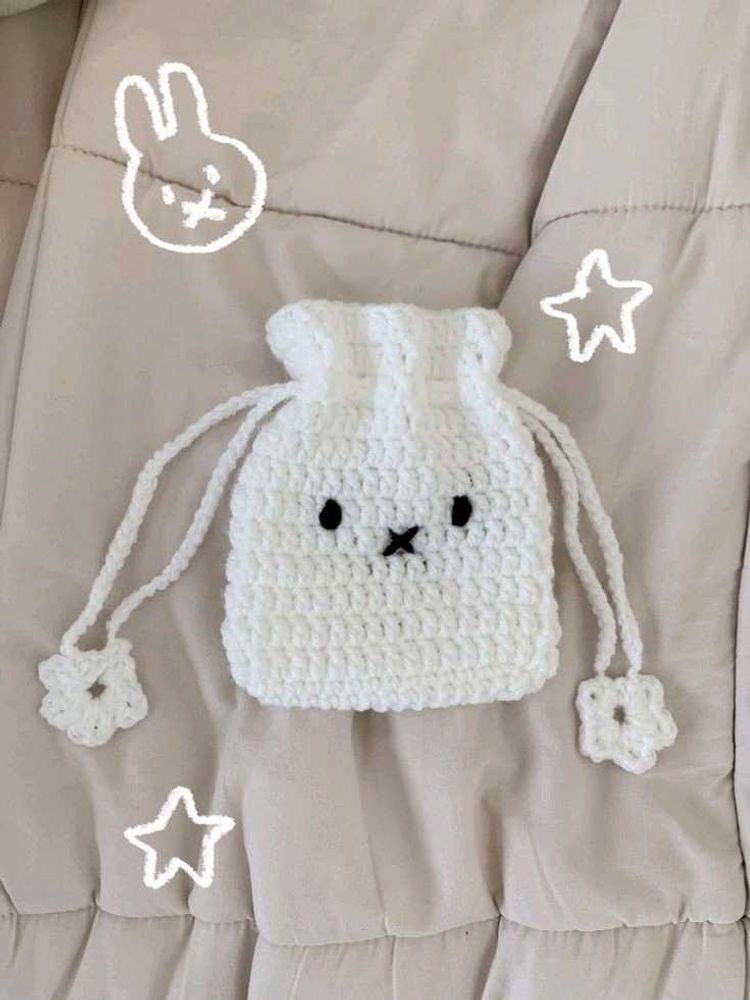 Crochet Pauch