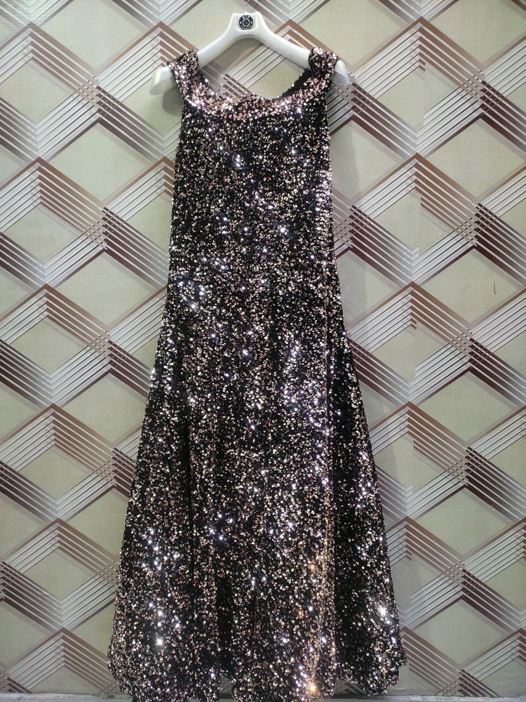 ✨OFF SHOULDER SPARKLE DRESS✨