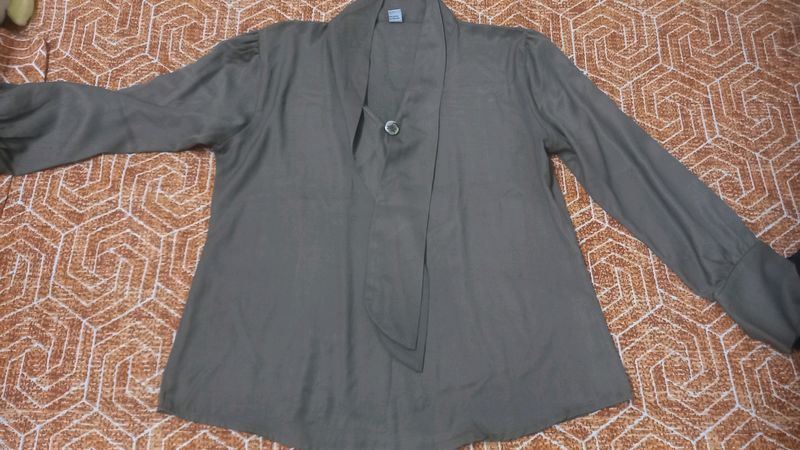 Formal Office Top