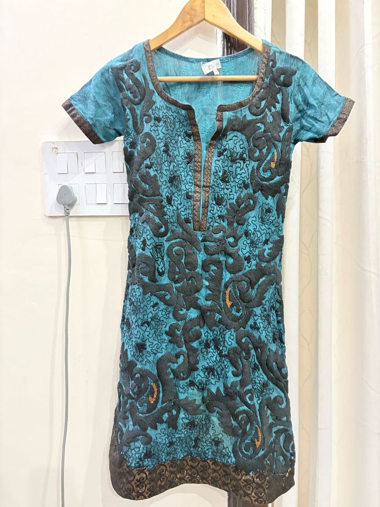 Beautiful Teal Embroidered Kurta