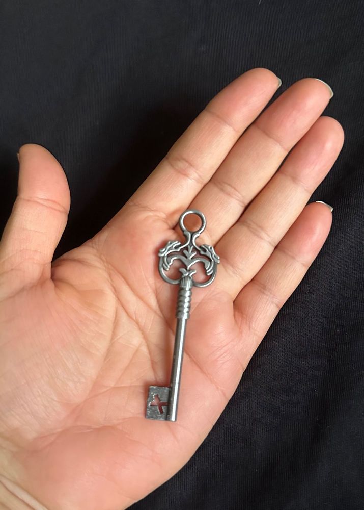 Antique  Skeleton Key pendant