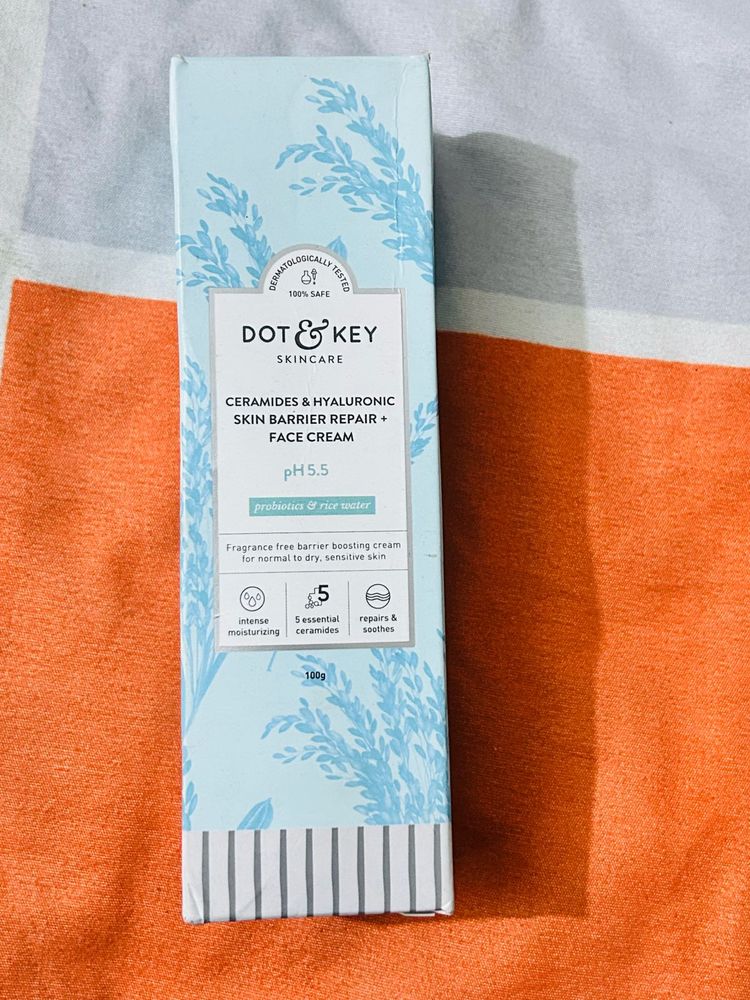 Dot &amp; Key Face Cream for Dry Skin &amp; suncreen combo