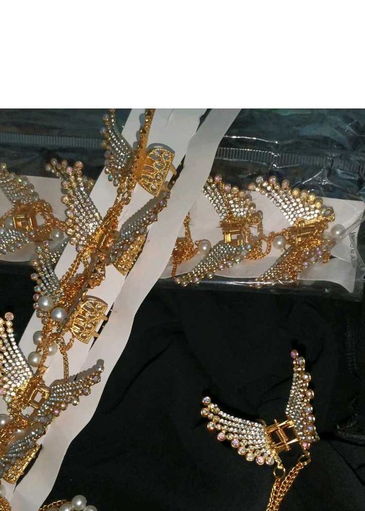 Sparkling Wing Design Jewelry Set