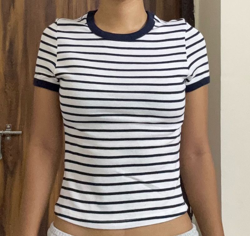 H&amp;M Striped Fitted T-Shirt
