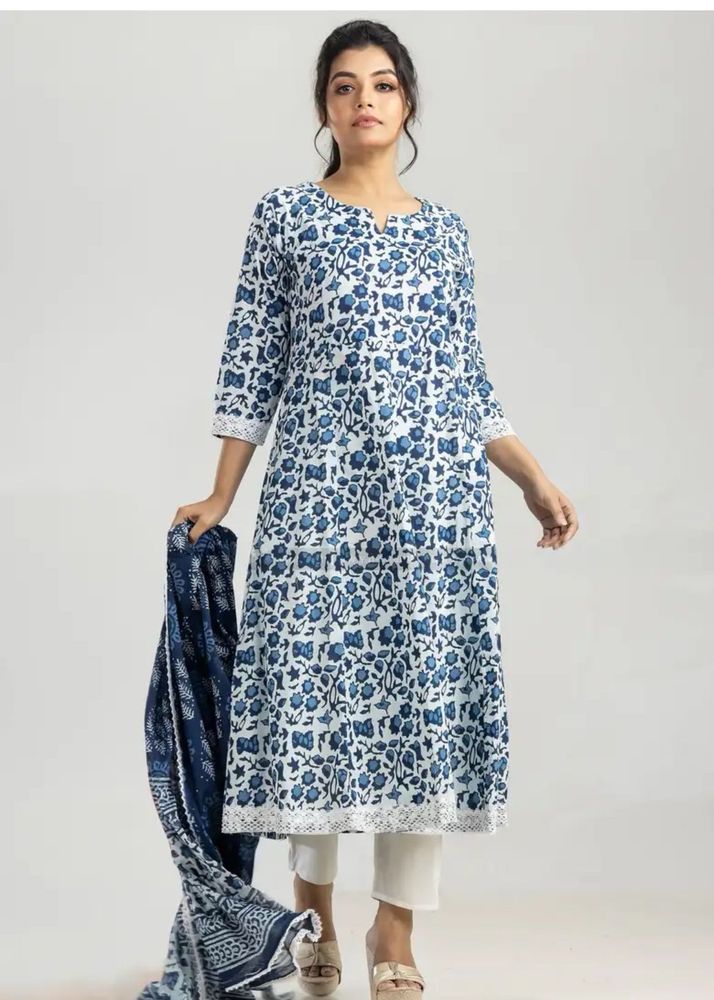 Blue Floral Kurta With Dupatta