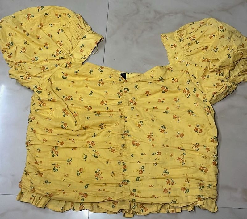 modarapido Yellow Floral Puff Sleeve Top
