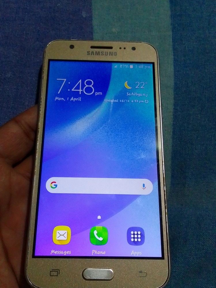 SAMSUNG J3 Pro Phone