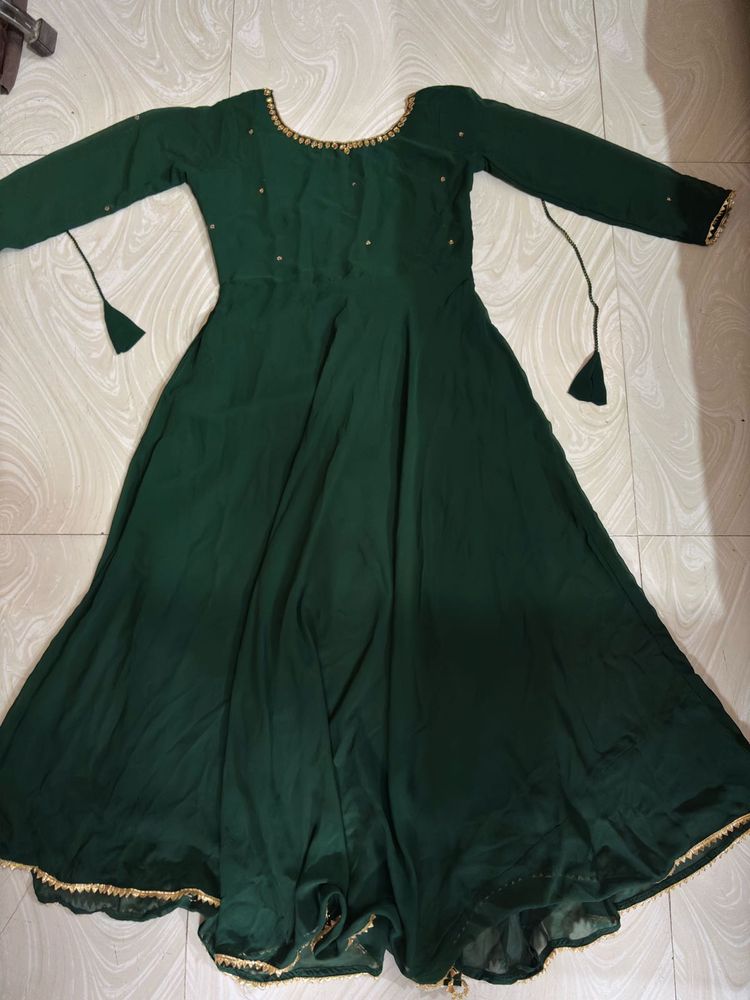 Elegant bottle Green long Anarkali 🦚
