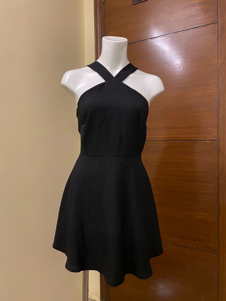 Chic Little Black Dress ( Forever 21)