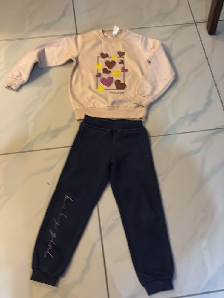 Cute Heart Print Sweatshirt &amp; Jogger Set