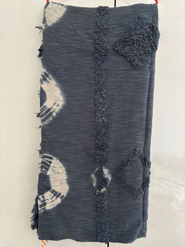 Bohemian Tie-Dye Tassel Throw