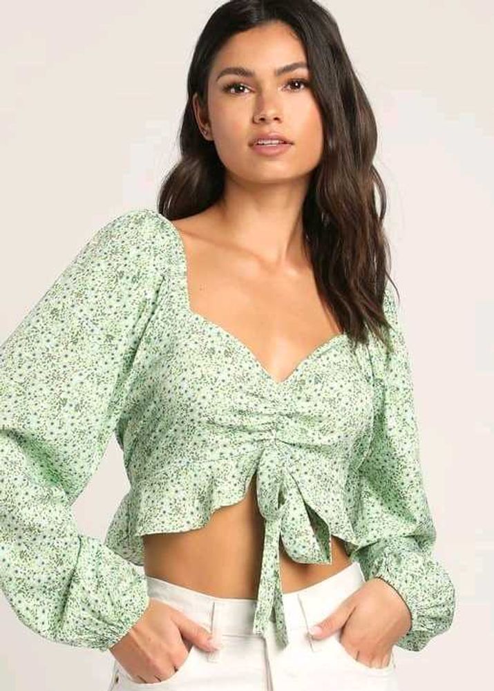 Stretchable Floral Tie-Front Crop Top