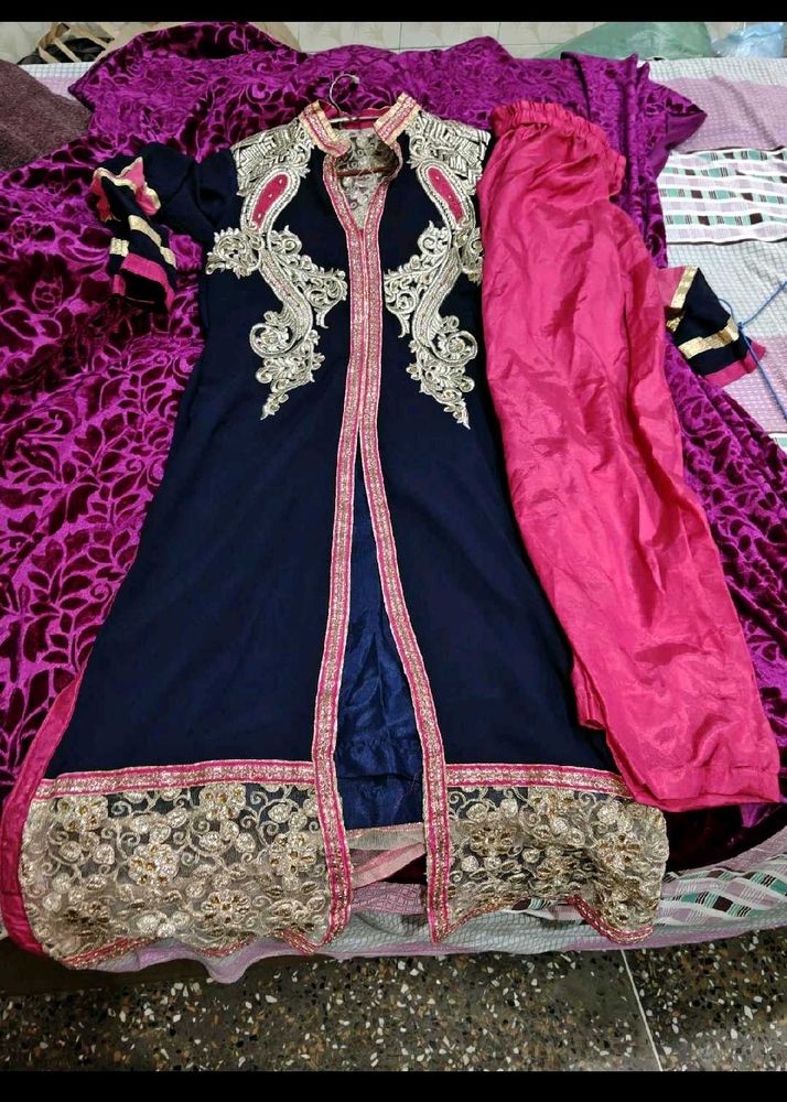 Elegant Navy Blue Kurta Set with Pink Accents