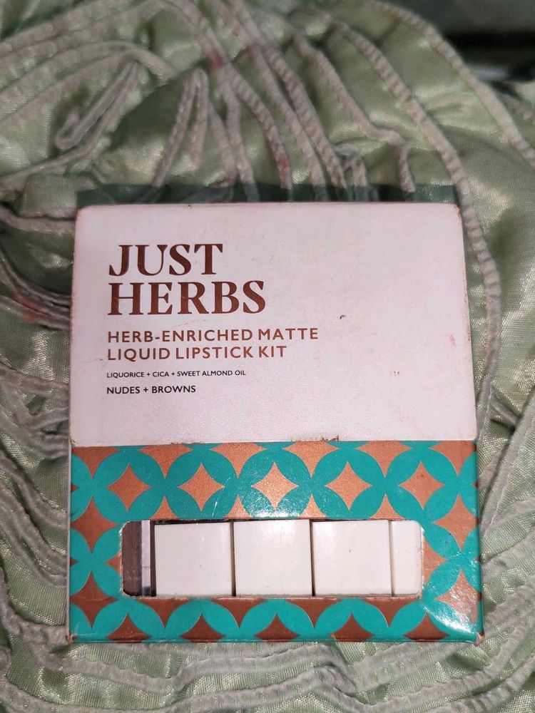 Just Herbs Lipstick Kit