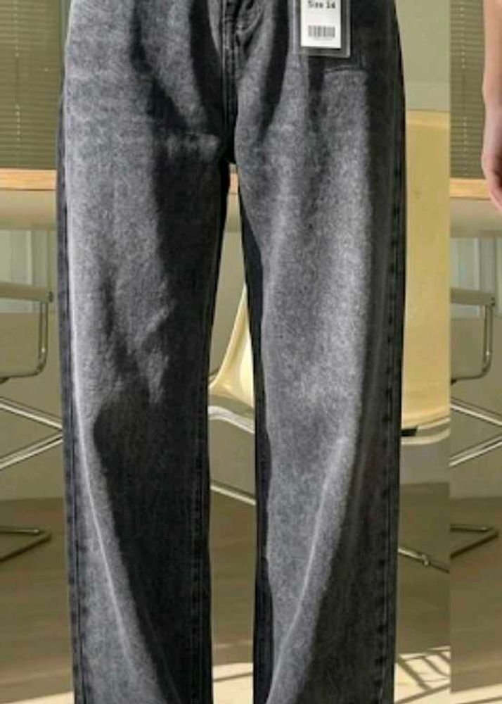 Stylish Grey Wash Wide Leg Jeans