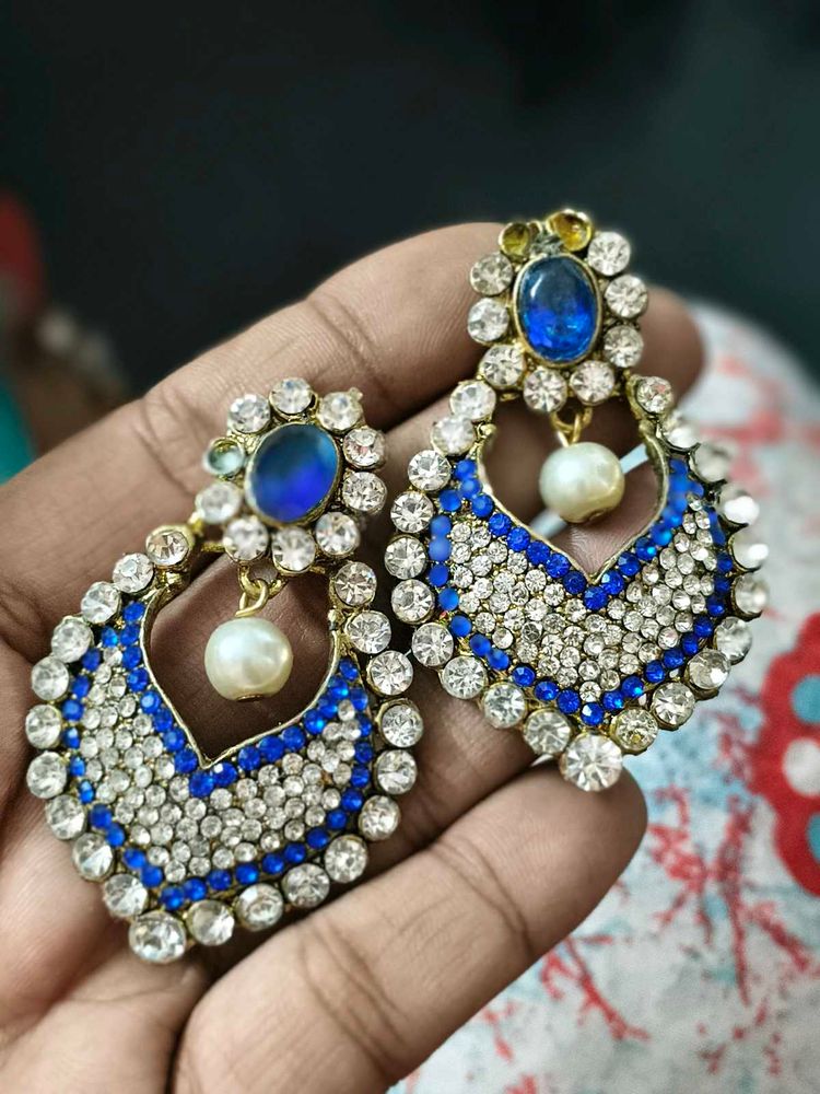 Elegant Blue Stone &amp; Pearl Drop Earrings