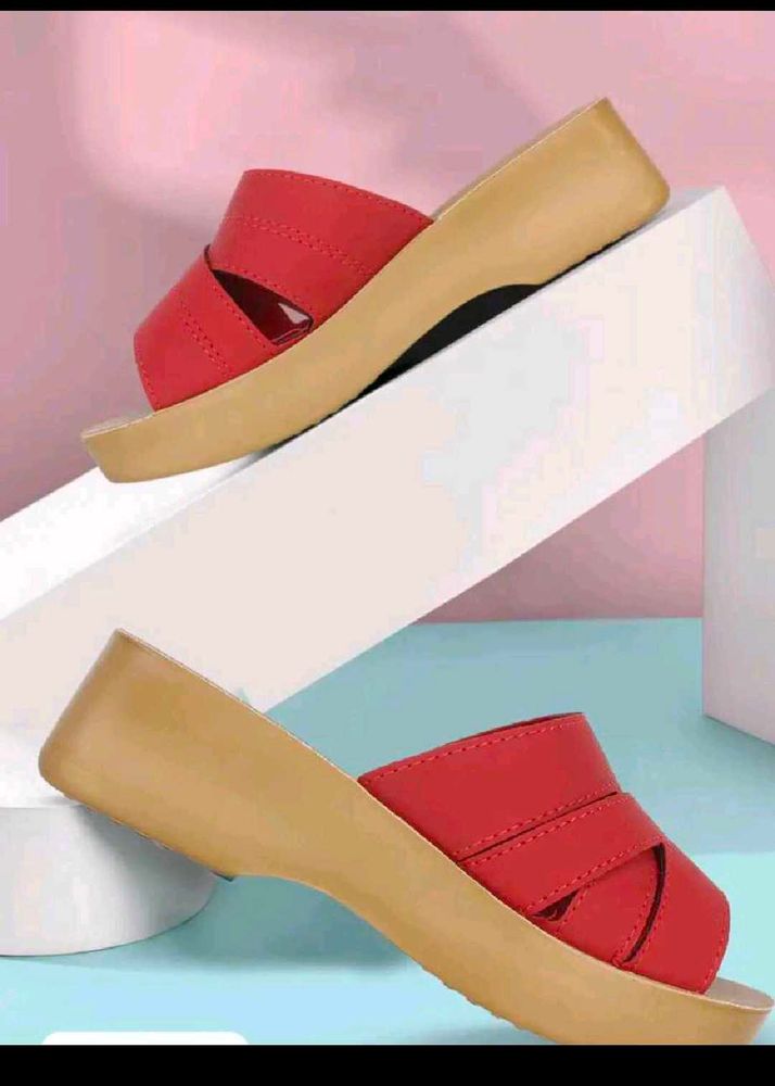 😍❤Branded innlu wedges ❤🥰