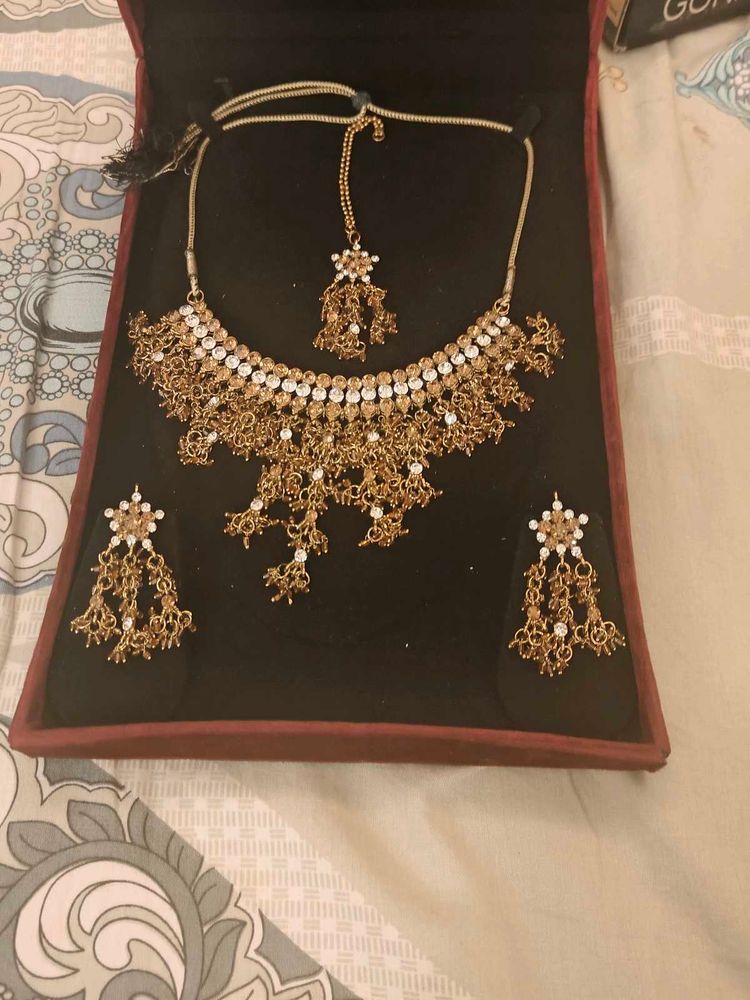 Beautiful Jwellery On Sale Limited Edition