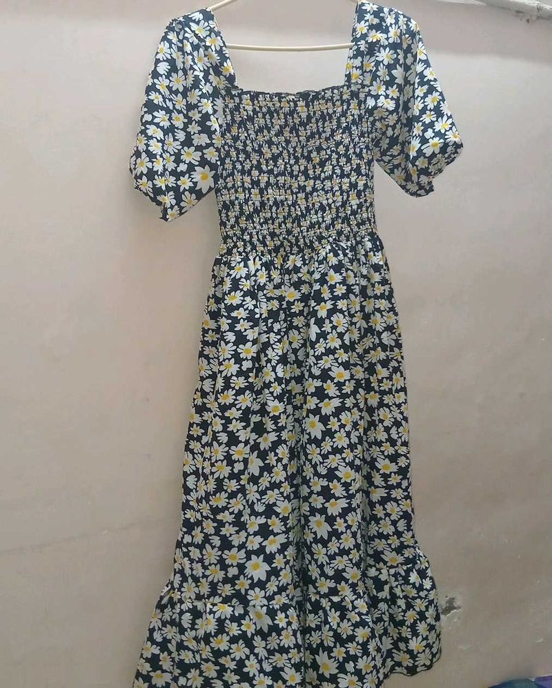 Daisy Print Smocked Square Neck Dress