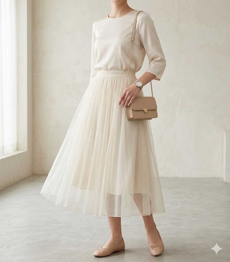 White Skirt double layer net(check  video)