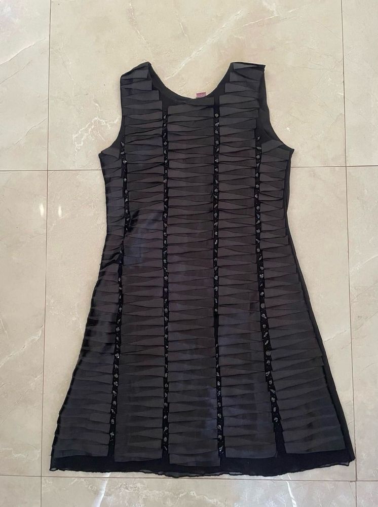 black party dress