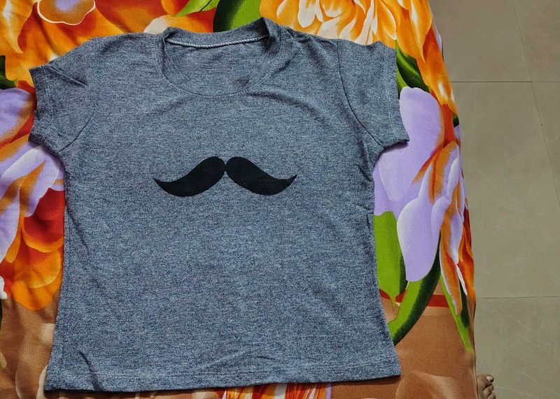 Grey crop top with Moustache Graphic