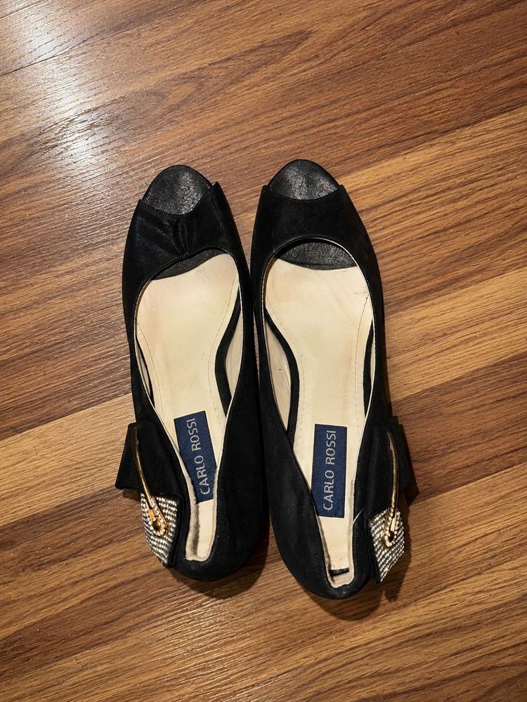 Combo of 2 Peep-toe Heels🖤🤎