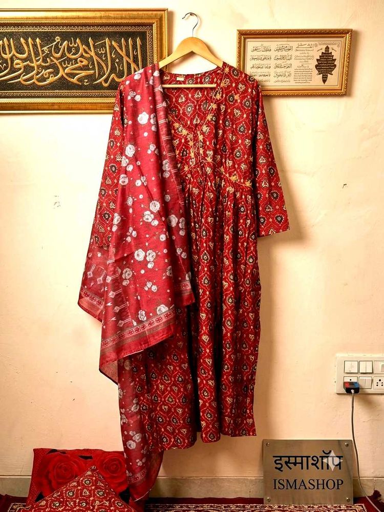 ✨Festive Special Maroon Printed Anarkali Kurta &amp; D