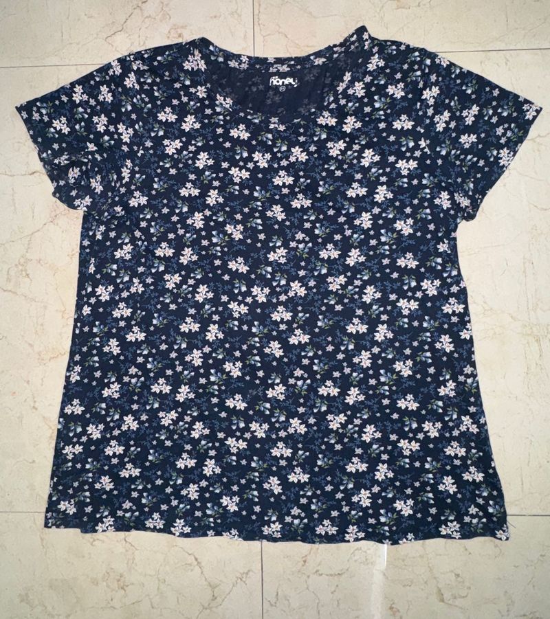 Honey Ditsy Floral T-Shirt – Navy Blue XL