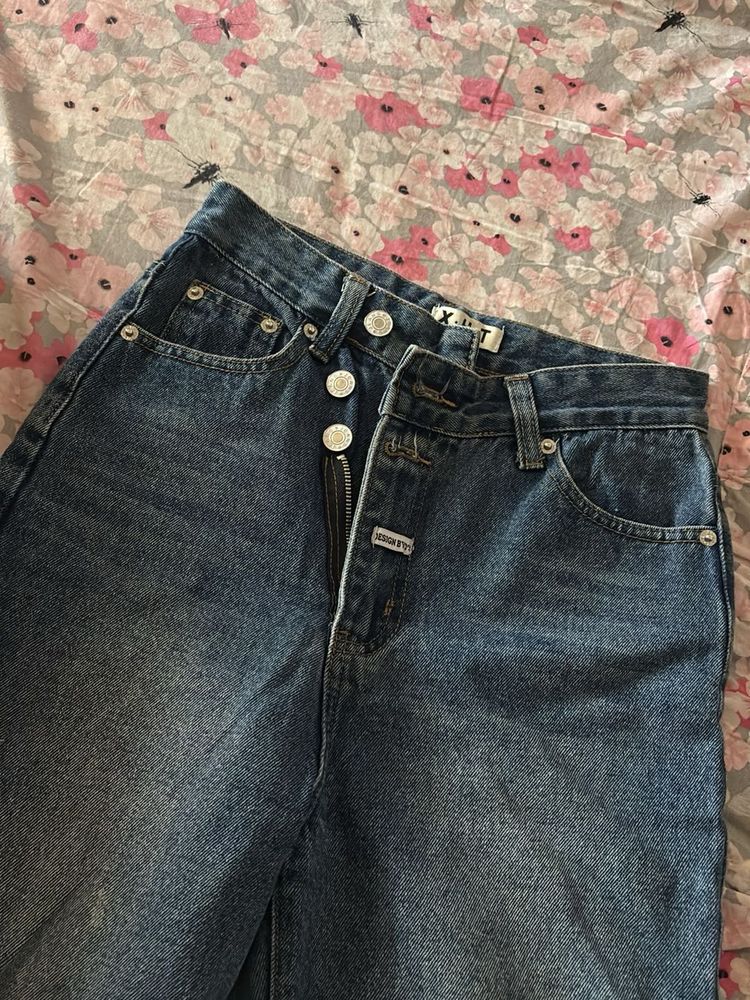 Stylish Blue Denim Jeans