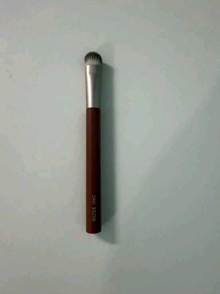 Rose Inc. Number 1 concealer brush