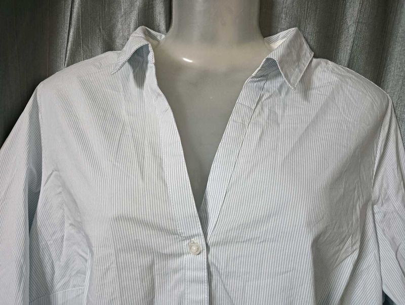 Classic Striped Button-Down Shirt 💌