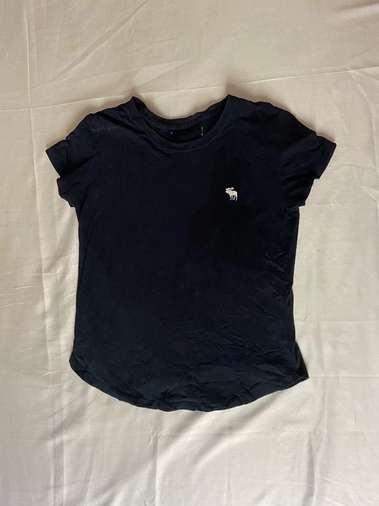 Abercrombie &amp; Fitch Navy T-Shirt 🪽