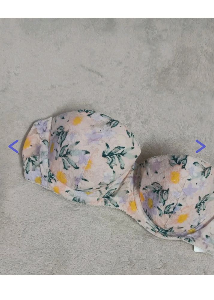 H&amp;M Underwired Padded Bra