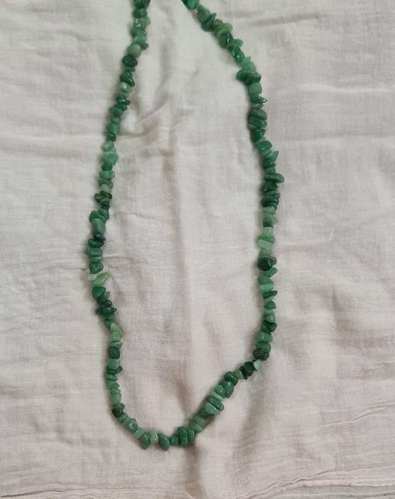 Irregular crystal stone beaded necklace