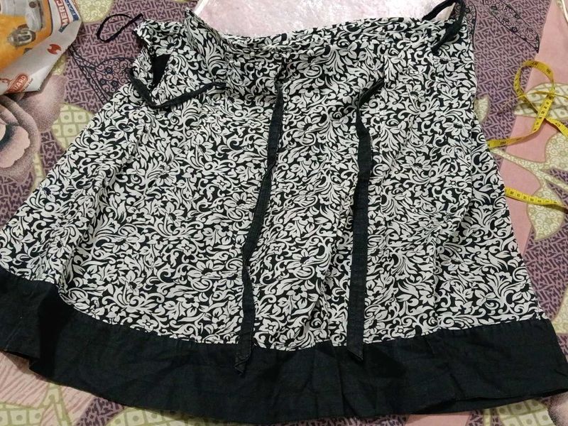 Beautiful Girlish skirt