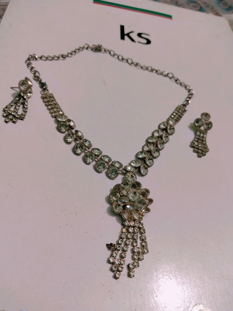 Sparkling Rhinestone Necklace and Earring Set