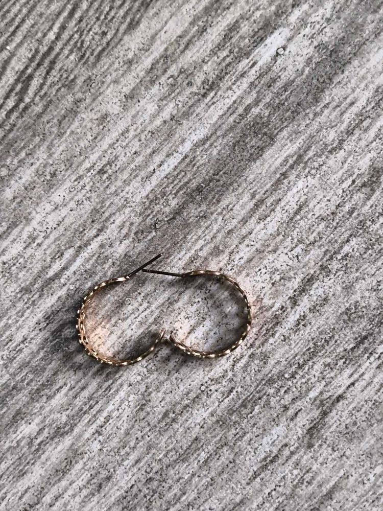 Elegant Textured Hoop Earrings