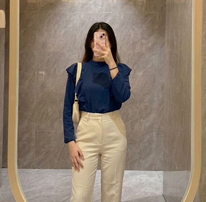 Chic Navy Ruffle Long Sleeve Top